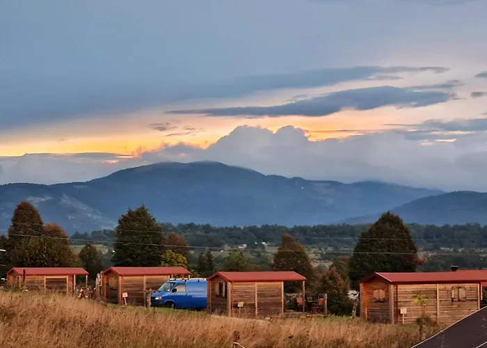 Camp The Sunrise Hill