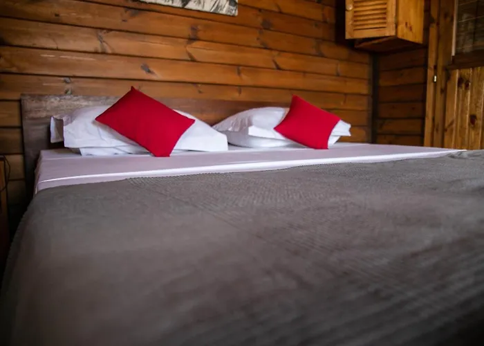 Les Chalets De L Escale