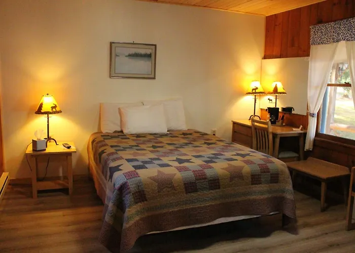 Blueberry Hill Motel