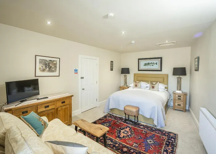 Black Bull Hotel