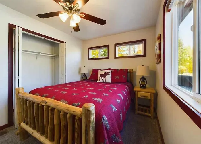 Eycat Lodging Company Guest House