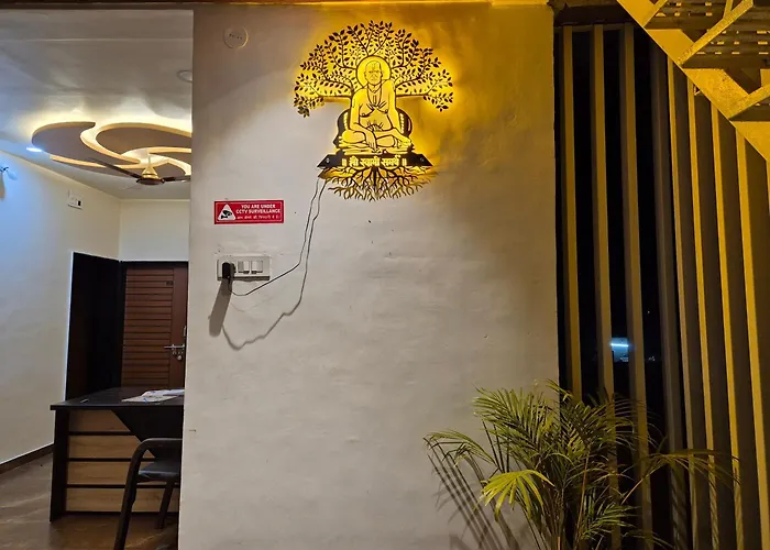 Shriguru Guest House Akkalkot