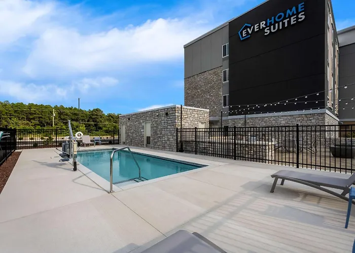 Everhome Suites Fayetteville Near Fort Bragg