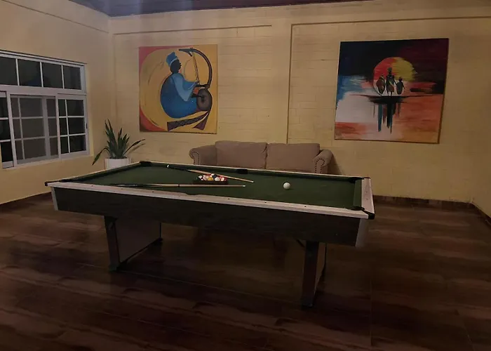B Home Resort And Spa