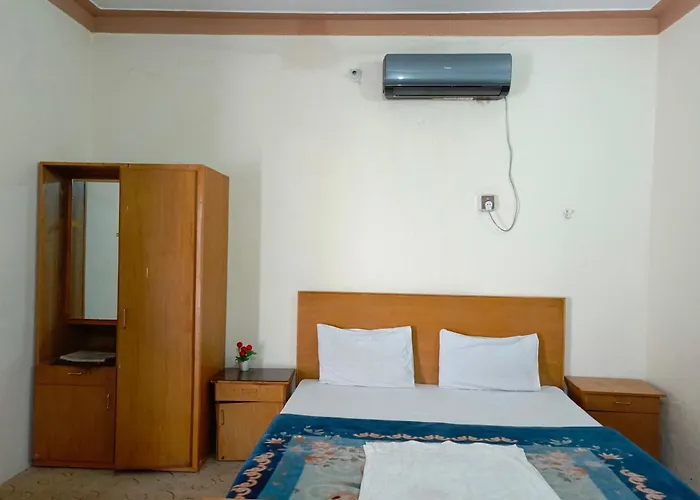 See Motel