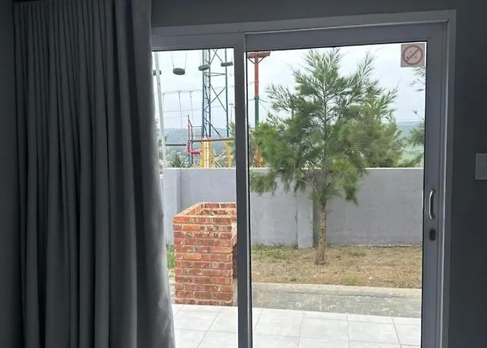 Grandview Adventure And Guesthouse