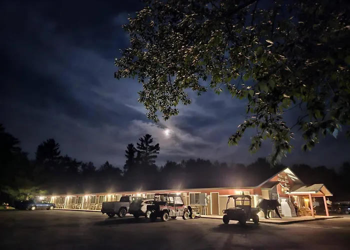 Trails Inn Quadna Mountain Motel & Rv Park