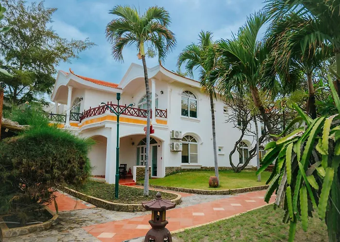 Le Aqua Resort & Spa Phan Thiet - Swiss Village Resort & Spa