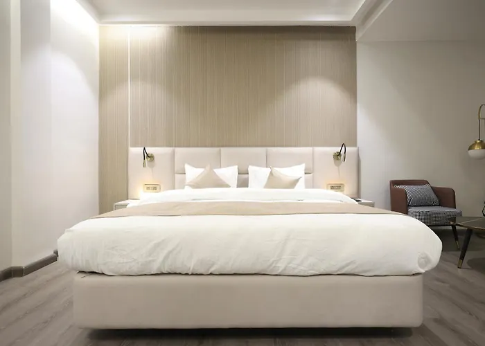 Hotel Swarn Towers