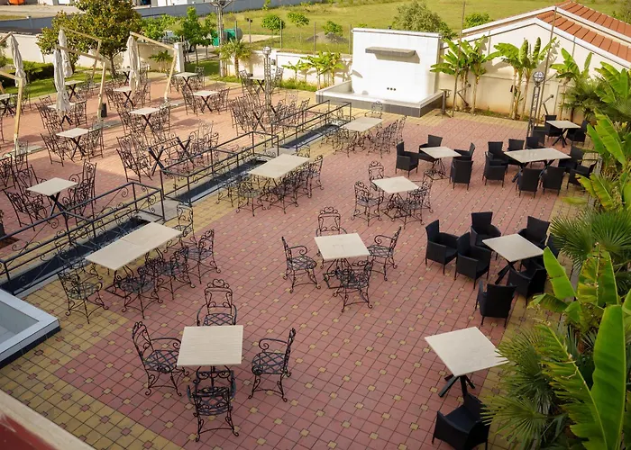 Hotel Oasis
