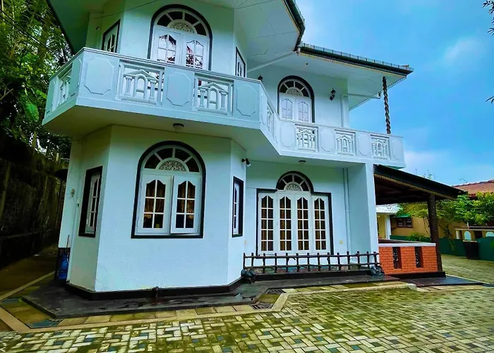 Elegant Stays Villa