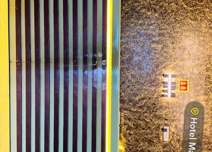 Hotel Manokamna