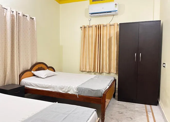 Hotel Manokamna