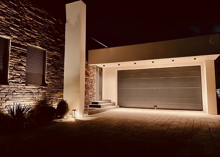 Vera Hotel-Villa