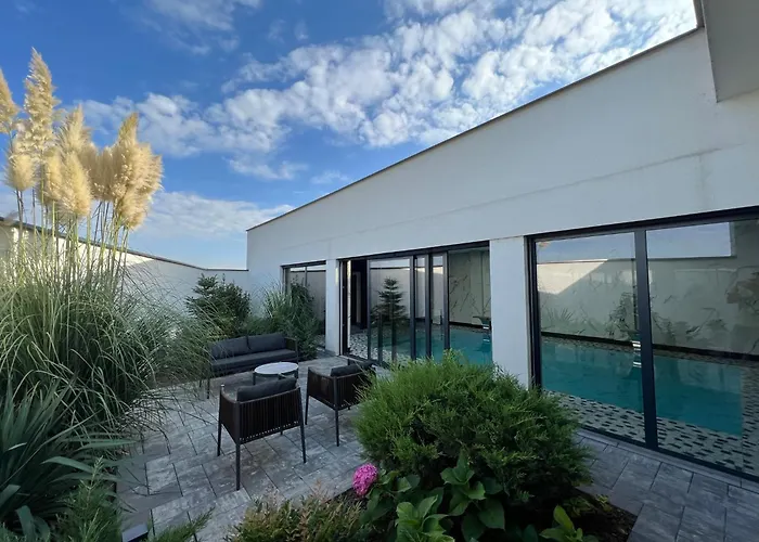 Vera Hotel-Villa