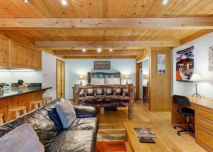 Sun Valley Atelier Studio - Chic Rustique