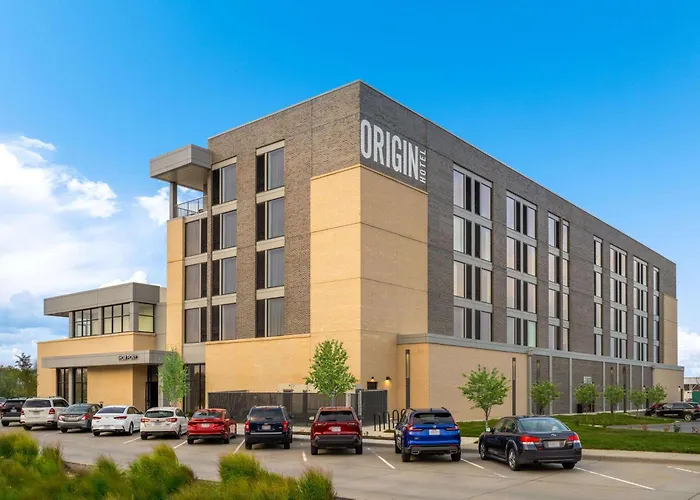 Origin Kansas City Riverfront, A Wyndham Hotel