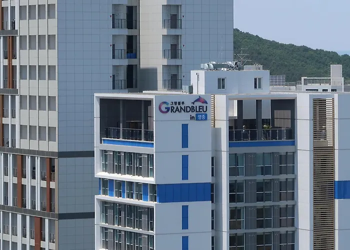 Grand Bleu Hotel&Residence