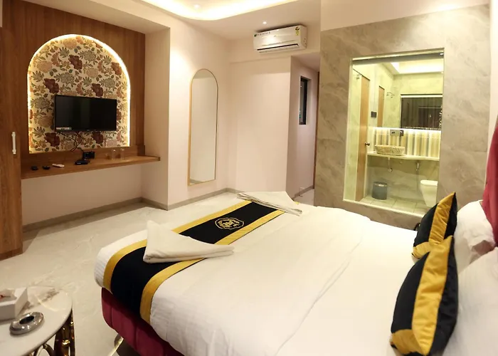 Hotel A R Paradise