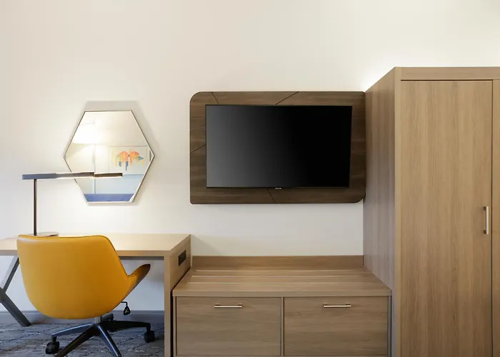 Holiday Inn Express & Suites Augusta W - Grovetown By Ihg