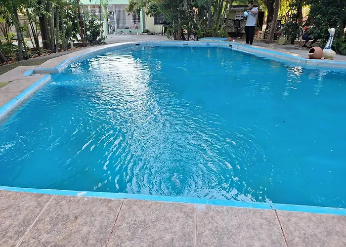 Habitacion Con Piscina,Netflix Hotel Villa Marchena