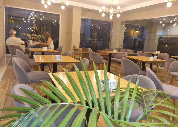 Hotel Alvarado Suites