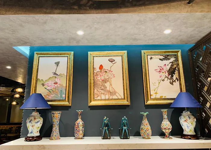 Aaron Boutique Hotel