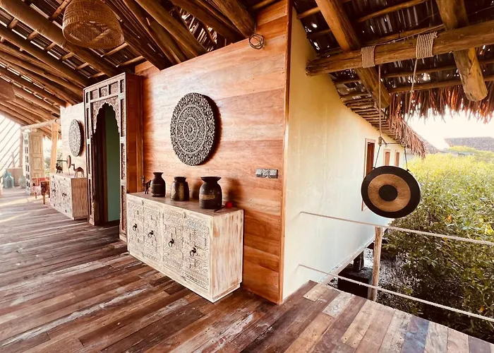 Casa Mikoko Resort