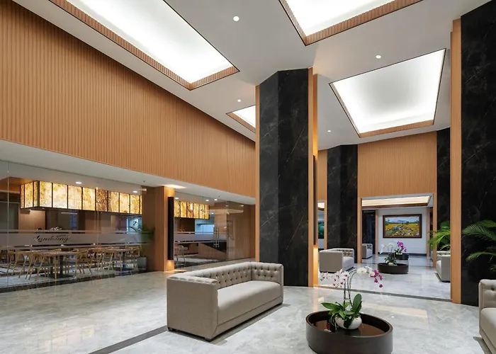 Hotel Santika Blitar