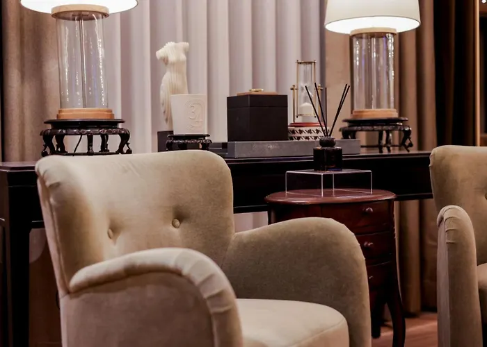 Brittany Hotel Villar City