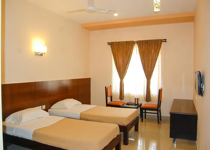 Philomena Hotel & Apartment