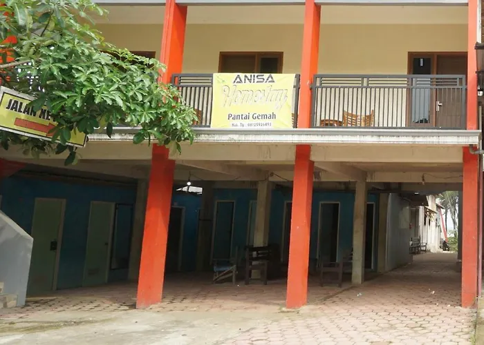 Spot On 93620 Anisa Homestay Syariah