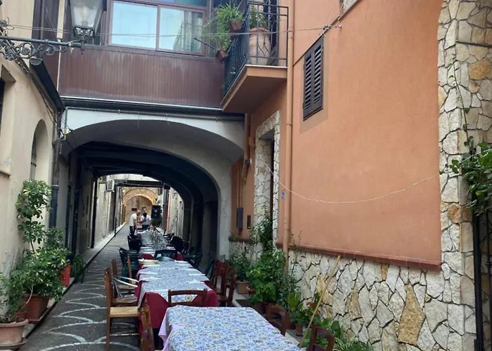 Sutta L'Archi