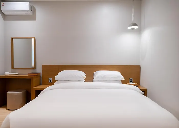 Mono Hotel