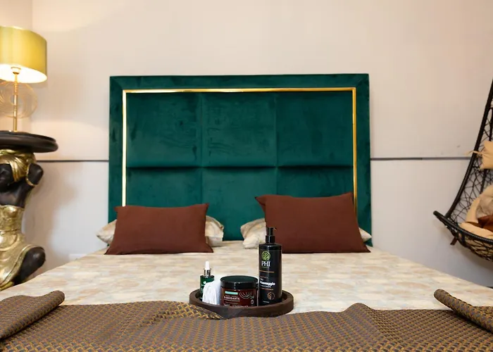 Femme Noir Boutique Apartament Fitness E Spa