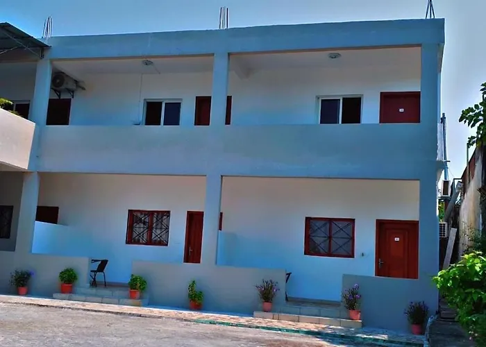 Namaste Hotel & Restaurant