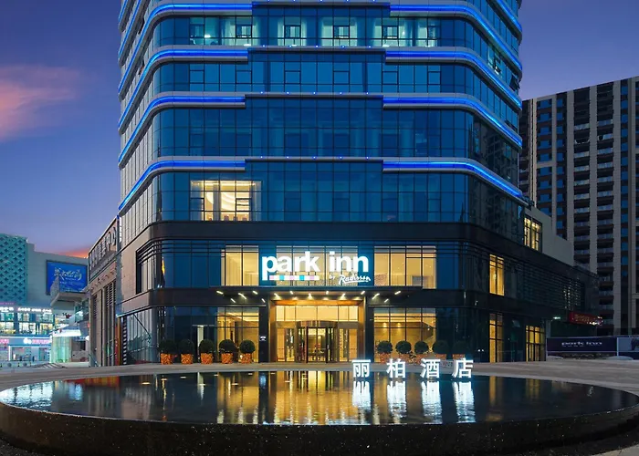 Park Inn By Radisson Nanchong Yilong Star City Plaza