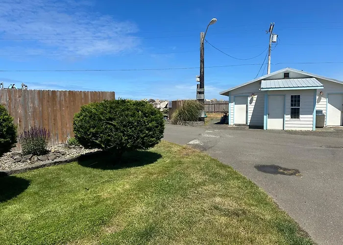 Westport Marina Cottages