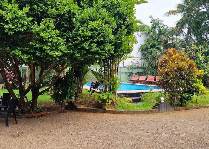 E & C Guesthouse
