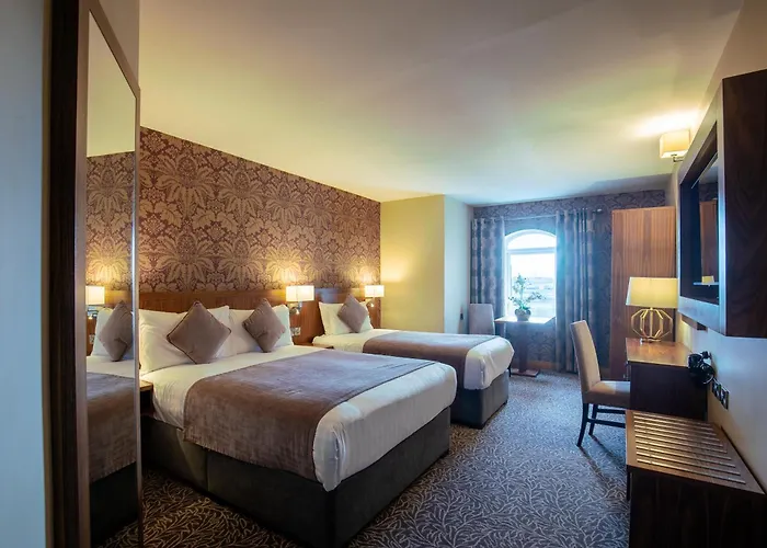 Holyrood Hotel - Leisure Centre & The Spa At Orchids
