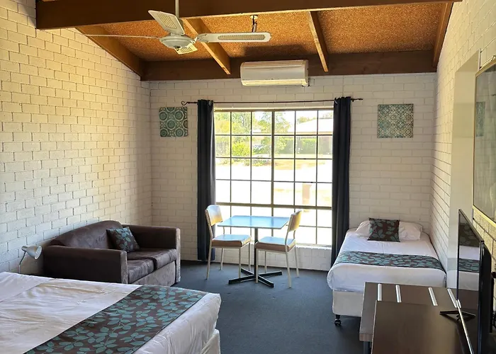 Bakery Park Motor Inn