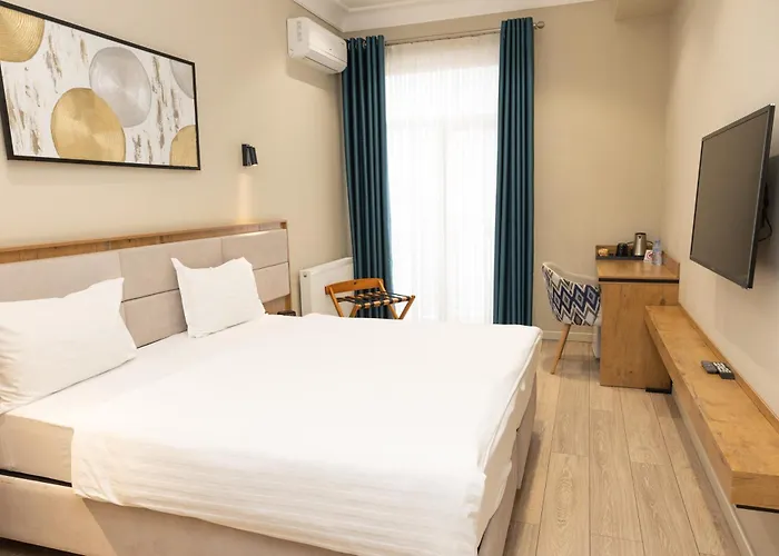 Hotel Marwa Tashkent Pool&Spa