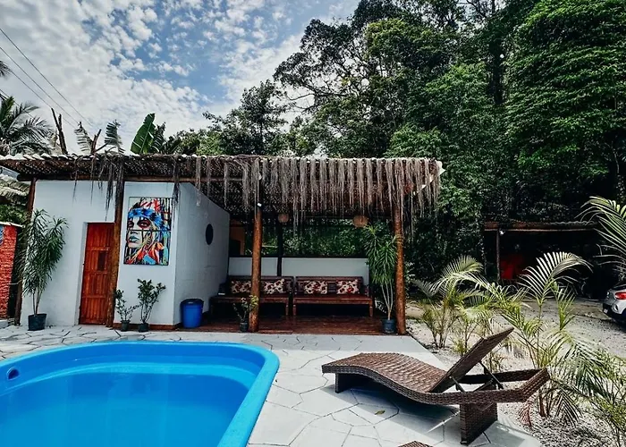 Pousada Aime Maresias - Mezanino Com Banheiro Privativo Em Pousada Para Ate 4 Pessoas L Piscina L Garagem L Jacuzzi L Ar