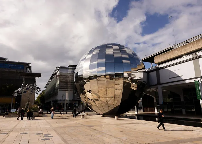 Moxy Bristol