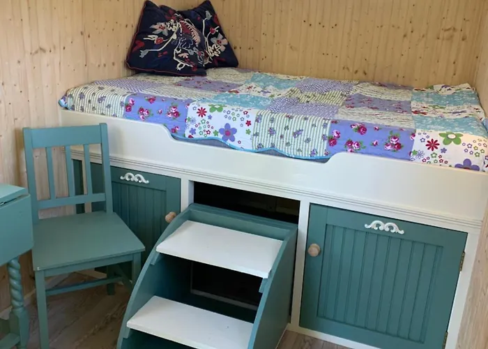 Silverspring Glamping The Shepherds Hut