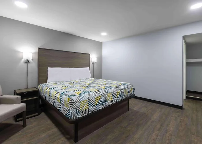 Motel 6 Hickory Nc