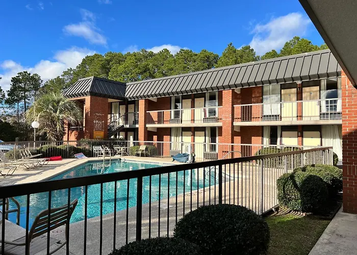 Days Inn By Wyndham Statesboro