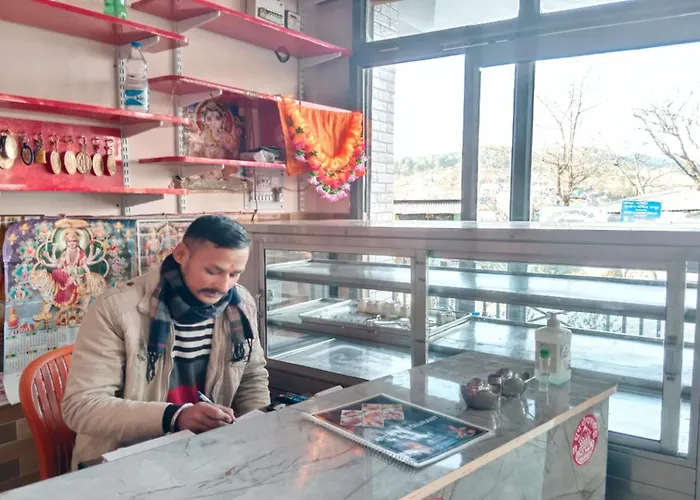 Spot On Atithi Restaurant And Homestay