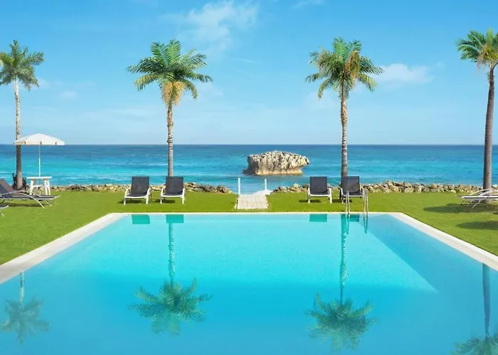 Borgo Di Riaci Beach Resort