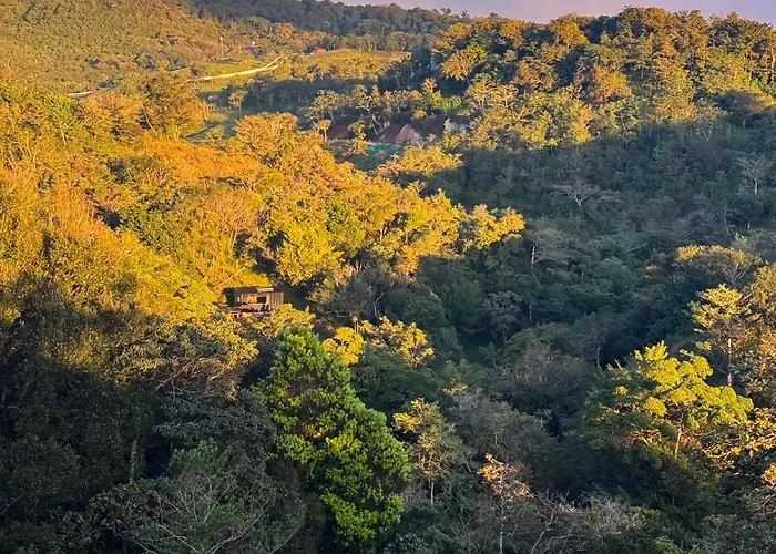 La Campesina Lodge